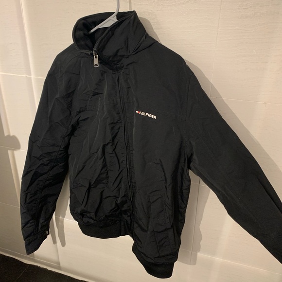 Black Tommy Hilfiger rain/ winter Jacket (Large) - Picture 4 of 8